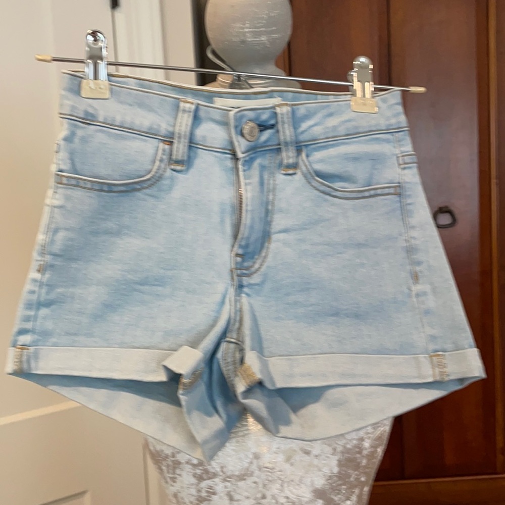 PAC sun shorts size 22 not 23.